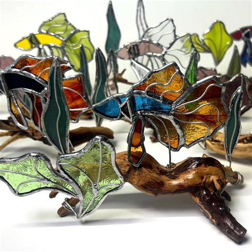 Handcrafted Stained Glass Siamese Fighting Fish Sculpture on Driftwood - Etsy