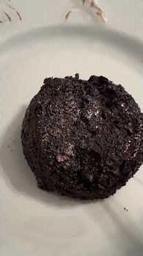 cutting into a lava cake bc i lava you all