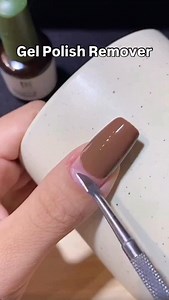 9.5K views · 2.6K reactions | Magic Gel Polish remover that remove your Gel polish, shellac and dip powder nails instantly within a minutes without pain or damaging your natural nails. It also melts down These Gel extensions easily. For more information please visit our website: www.secret-nails.com | Secret Nails | Facebook