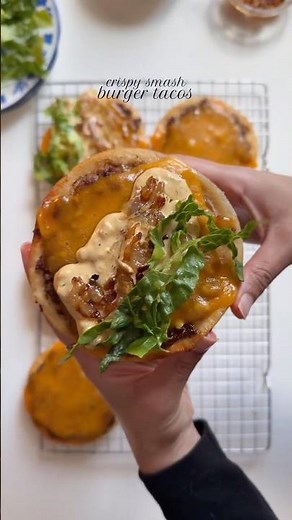 Crispy smash burger tacos 🌮