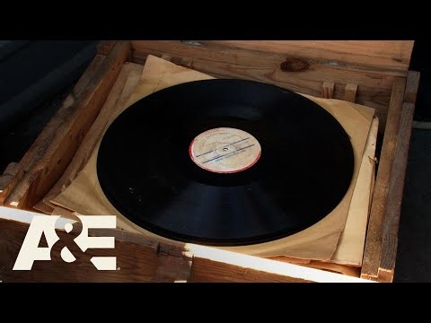 MIND-BLOWING $40,000 Collectibles Locker | Storage Wars | A&E