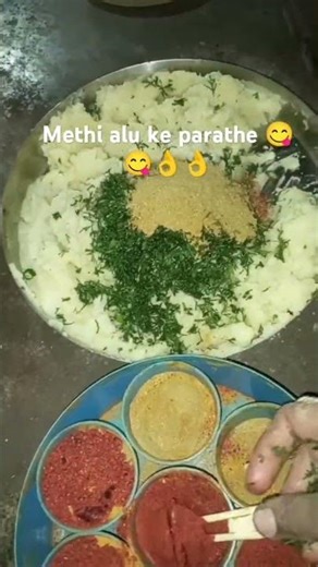 methi alu ke parathe#shortsvideo