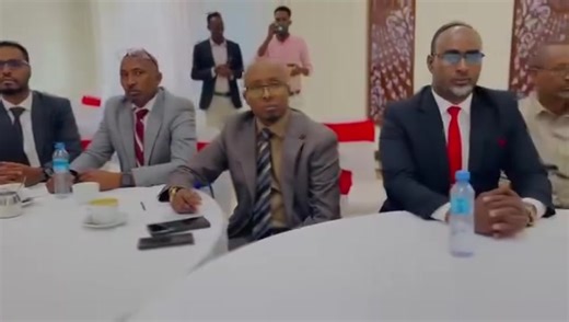 Muuqaalka madasha shirka Xildhibaannada Xisbiyadda Mucaaradka ah iyo kuwa ururka Kaah | Berbera Info | Facebook