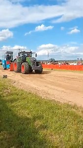 35K views · 114 reactions | Bremswagen ziehen in Steudach bei Erlangen, zu sehen ist ein #Fendt 942 Profi Plus vom Lohnunternehmen Förster. | profi | Facebook