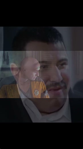 Axel alien ile içli dışlı olmak üzere