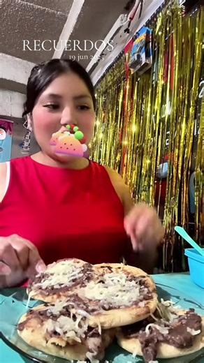 Popusas de Queso: Receta y recuerdos (19 jun 2025)