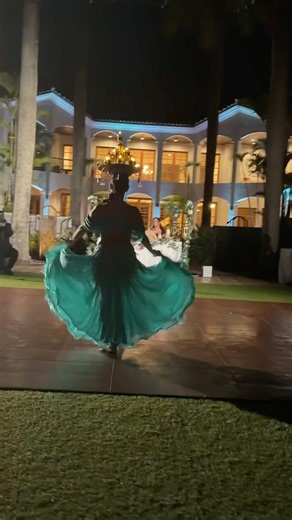 Arabian Nights Bellydance Entrance with Candle Tray #arabiannights #aladdin #bellydance #miamievents