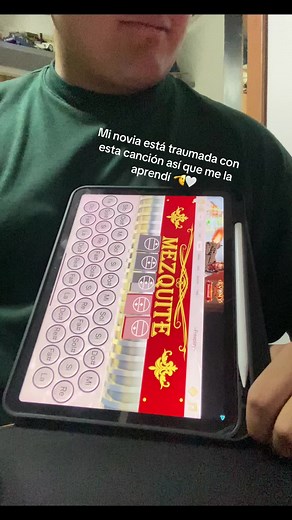 Amor - Intro on Acordeon: Viral Video by Emmanuel Cortes