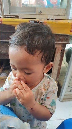 Radhika mam Es Lilin #cutebaby #babygemesin #funny #babygembiraceria #cute #bayivlog #ytshorts