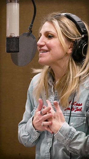 Hoo! Hoo! By The Sea is now streaming.