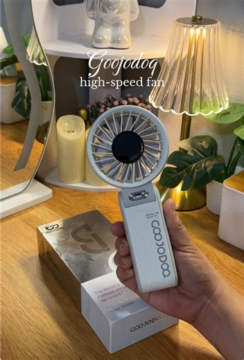 Goojodoq Portable Mini Fan: Your Personal Cooling Solution