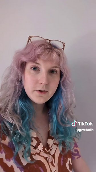 An extra long one today because there's loads to cover 😅 I've compiled a list of things you can do to express or feel your femininity while staying firmly inside the closet. I hope these can help someone somewhere, I've done plenty of advice for trans girlies who are out and proud but I want to help girlies who haven't gotten there just yet! 😊 #transadvice #earlytransadvice #transtips #trans #transtok #transtok🏳️‍⚧️