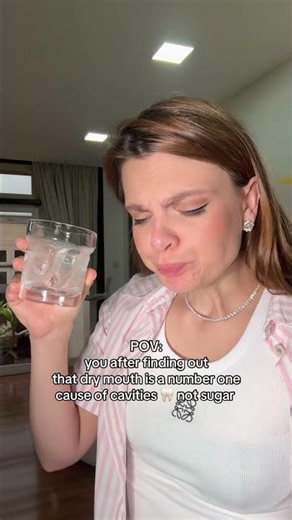 🦷 Dry Mouth = Faster Cavities (Here’s Why)