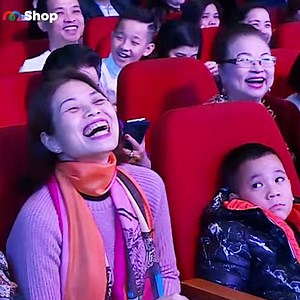 576K views · 5.7K reactions | Mẹ chồng Vượng Râu hát nhạc chế khiến cả khán phòng cười ngoác mồm ------- Nguồn: Nụ Cười Vàng Entertainment Bản quyền được bảo vệ và quản lý bởi MCV Network (Nội dung trong video mang tính chất giải trí được trích từ tiểu phẩm hài Tết Vạn Lộc) #MCVNetwork #MCVGroup #MCVMedia #NWT #Netbiz #nucuoivangentertainment #CongLy #Vuongrau #DCT #TetVanLoc | MCV Network US | Facebook