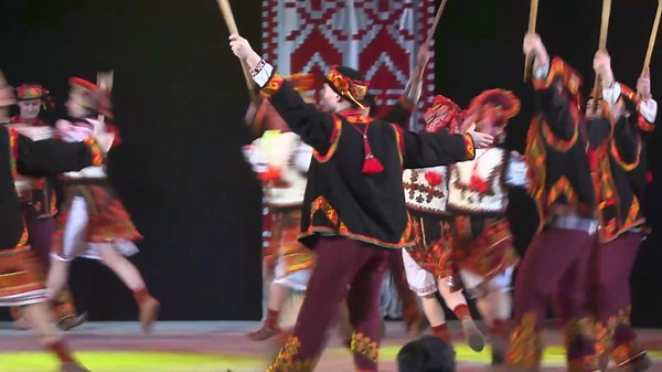 Virsky girls are inspirational! 🤩 | Ukrainian Dance World