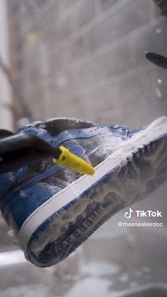 Jordan 1 Sneaker Cleaning Service: Expert Tips and Tricks
