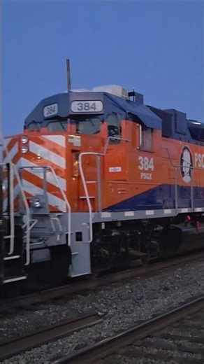 CSX SD70MAC DUO WITH PSC GROUP GP38 AND A RAILSERVE GP9