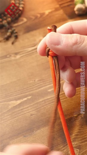 Paracord Snake Knot🐍 #snakeknot #snakeknotbracelet #paracord #paracordweavers #survivalgear