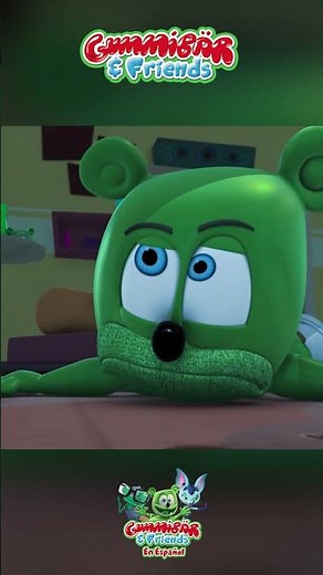 ¡Gummy Casi Se Cae! 😂 #gummibär #gummybear #gummibar #ositogominola #spanish #youtubeshorts