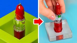 415K views · 9.9K reactions | Coolest resin DIY crafts that will brighten your room. Home decor, DIY jewelry and mini crafts: | 5-Minute Crafts Family | Facebook