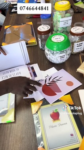 #creatorsearchinsights affordable pictureframes @Dunco Frames #photoframe #frame #pinterestaesthetic