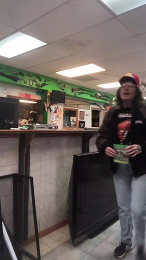 Sub to the YouTube #colbycheese #roadto900k #gamersbelike #pcmasterrace #pawnshop #xbox #playstation #xbox360 #nintendo #microsoft #sony