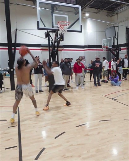 PATT with the Smooth Hesi into a Crazy Spin Move 😮‍💨 #1v1basketball #nba