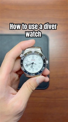 How to use the bezels on a diver watch