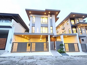 242K views · 3.8K reactions | 3 Storey Bnew House in BF Homes...