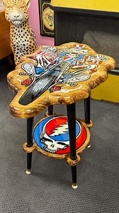Custom hand painted Grateful Dead wood table. Hand cut using a jigsaw & a router. Hand painted using Alphanamel on wood. Epoxy coated. Bio for: Shop, Custom Quote Form, Paint & Brush info. Music = @janesaddiction covering @gratefuldead #gratefuldead #handpainted #hurferhandpainted | Hurfer Hand Painted Signs