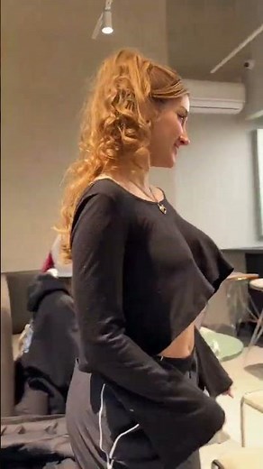 See ya later #bronwinaurora #bronwinauroraxo