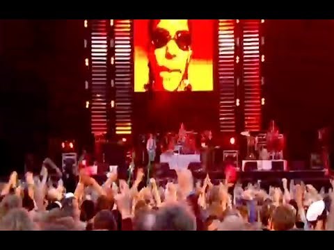 Groove Armada - At the River (Live from Isle of Wight Festival 2007)