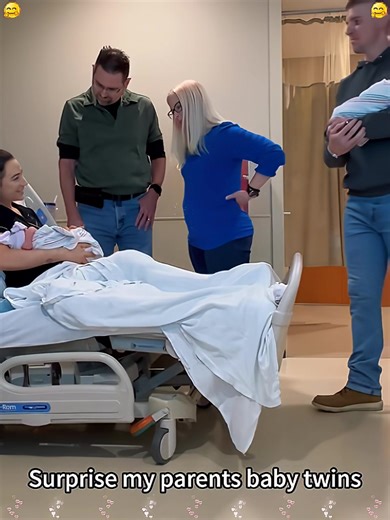 Surprising Parents with Twin Pregnancy News