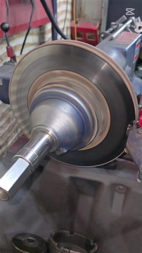 front wheel brake Disc damage #auto #mechanic