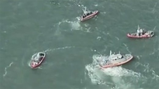 1 dead, 1 missing, 17 rescued after boat fire near Alcatraz off San Francisco