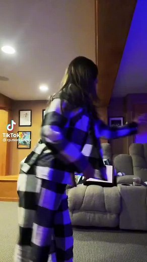 I gave her a huge wedgie after this but she made the cheer team she tryout out for #wedgie #proudofher❤️