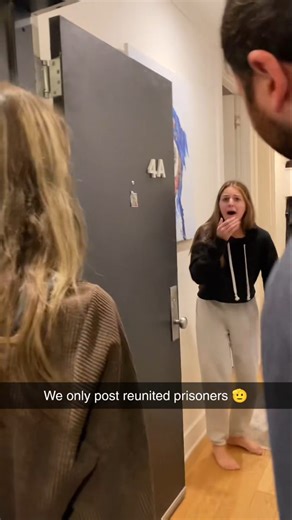 Reunited Prisoners on Instagram: "🎥 REUNITED AFTER YEARS IN PRISON 💔➡️❤️‍🔥 From cold prison walls to warm embraces — this moment will give you chills. After [X] years behind bars, this former inmate finally gets to hug their family again. Watch till the end — the emotion is REAL. 😭✨ 🕊️ Redemption is possible. Love is powerful. 👊 Everyone deserves a second chance. 📲 Share this to remind the world: people can CHANGE. #PrisonReunion #SecondChances #RedemptionStory #Reunited #PrisonReform Emo