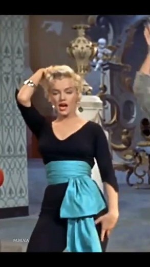Marilyn Monroe - The Lazy Song And Dance 1954