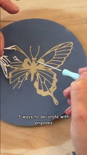 5 ways to decorate with engobes #ceramic #ceramicart #clay #diy #pottery #handmadeceramics