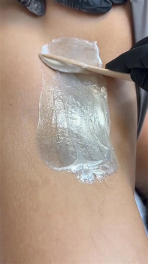 The cleanest wax you’ll ever use. White RAW is purity in action! a high-performance formula crafted for professionals who demand perfection.  Fragrance-Free & Colorant-Free  Hypoallergenic for ultra-sensitive skin  Low-melting point = extra comfort  Smooth glide, no residue Watch how every hair comes off in the first strip! this is what flawless feels like. #waxwax #hardwax | Wax Wax | Facebook