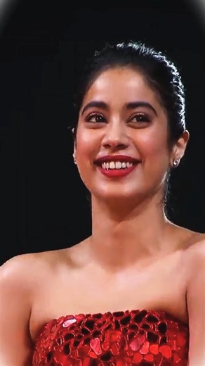 Alone in the Forest… Building a Log Cabin from Scratch! 🌲🪓 | Part 3 #shortvideo