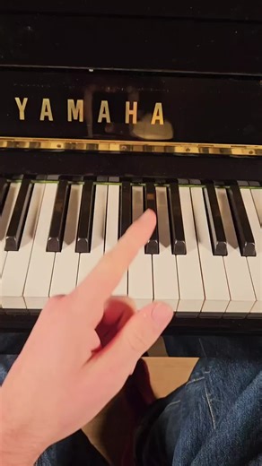 impressionne ton crush en jouant ce morceau super facile à jouer au piano ! #piano #amour #crush #pianotutorial #musique #tuto #couple #drague #pourtoi