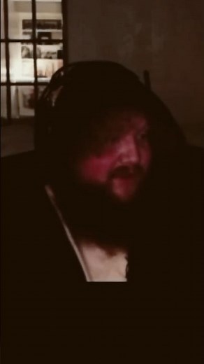 This Streamer Made Her BLUSH by Accident 😳