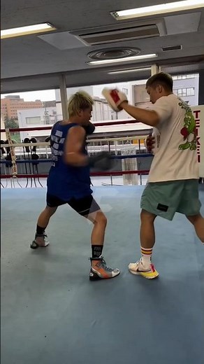 Tenshin Nasukawa DESTROYING the mitts🥊 #tenshinnasukawa #tenshin #japanboxing