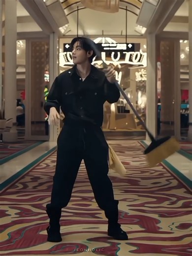 I really wants Paradise cleaner boy!!😭💗 #v #taehyung #bts #tae