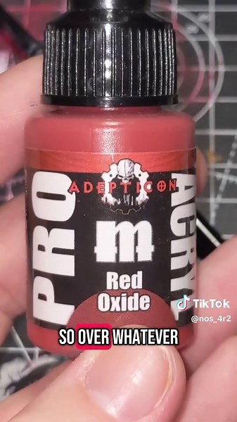 Quick martian base and first time using pigment powders! I think it turned out okay for an initial test. Next time, more texture! Any tips or tricks would be super helpful!#warhammer #warhammercommunity #warhammer40k #minipainting #akinteractive #proacryl #greenstuffworld #gamesworkshop