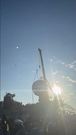 RÜFÜS DU SOL Sunrise at Burning Man 🌅 | Parachutes Over Maxa #burningman