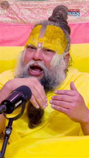 Indian cricket star Virat Kohli and his wife Anushka Sharma made their third visit this year to Premanand Ji Maharaj at Shri Hit Radha Keli Kunj Ashram in Vrindavan, where they engaged in a spiritual conversation with the religious leader after returning from the United Kingdom last week. The spiritual interaction was captured in a video shared by Bhajan Marg's Official Instagram handle, showing the couple seeking guidance from Premanand Ji Maharaj. Video: bhajanmarg_official/Instagram #premanan