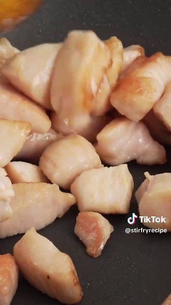 Easy Cashew Chicken Stir Fry Recipe for Home Cooks