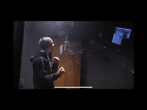 Raxx - Thuggin (Official Music Video)